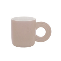 Кружка керамическая с резной ручкой 350 мл в ассортименте