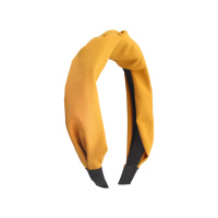 Широкий ободок атласный с узлом