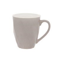 Кружка керамическая с ромбами рельефная 380 мл в ассортименте